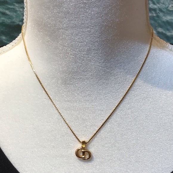 DIOR CD Logo Gold Necklace 15”-17” 😍🔥❤️ - Picture 3 of 17